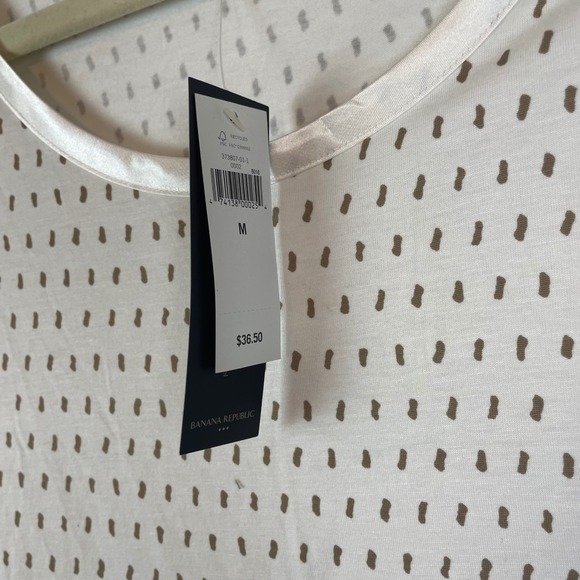 NWT Banana Republic Luxe Touch White Dotted Short Sleeve Tee Top Women's Medium - Picture 3 of 8